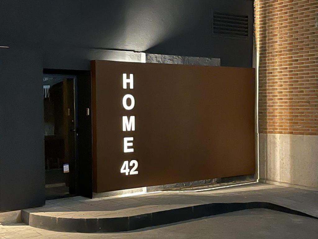 Home42 Madrid Exterior photo